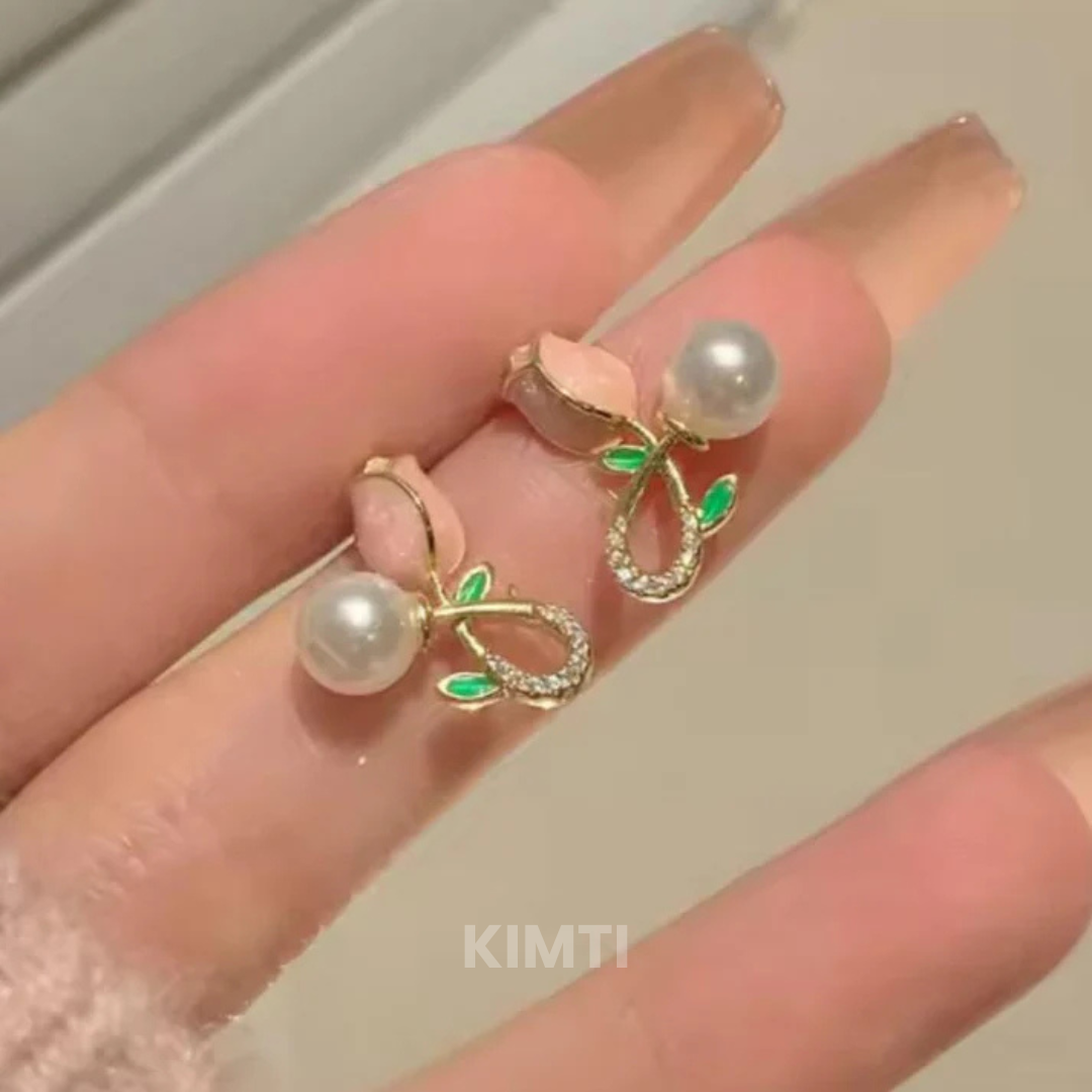 Tulip Blossom Pink Stud Earring