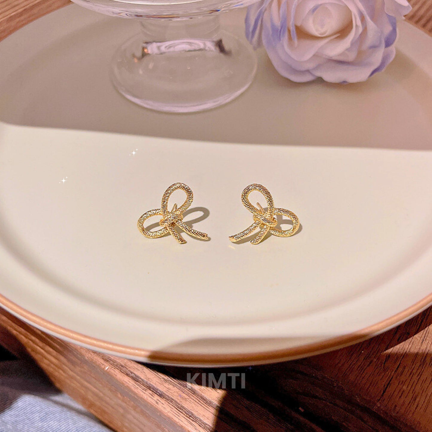 Gold Plated Alloy Blow Knot Stud Earring