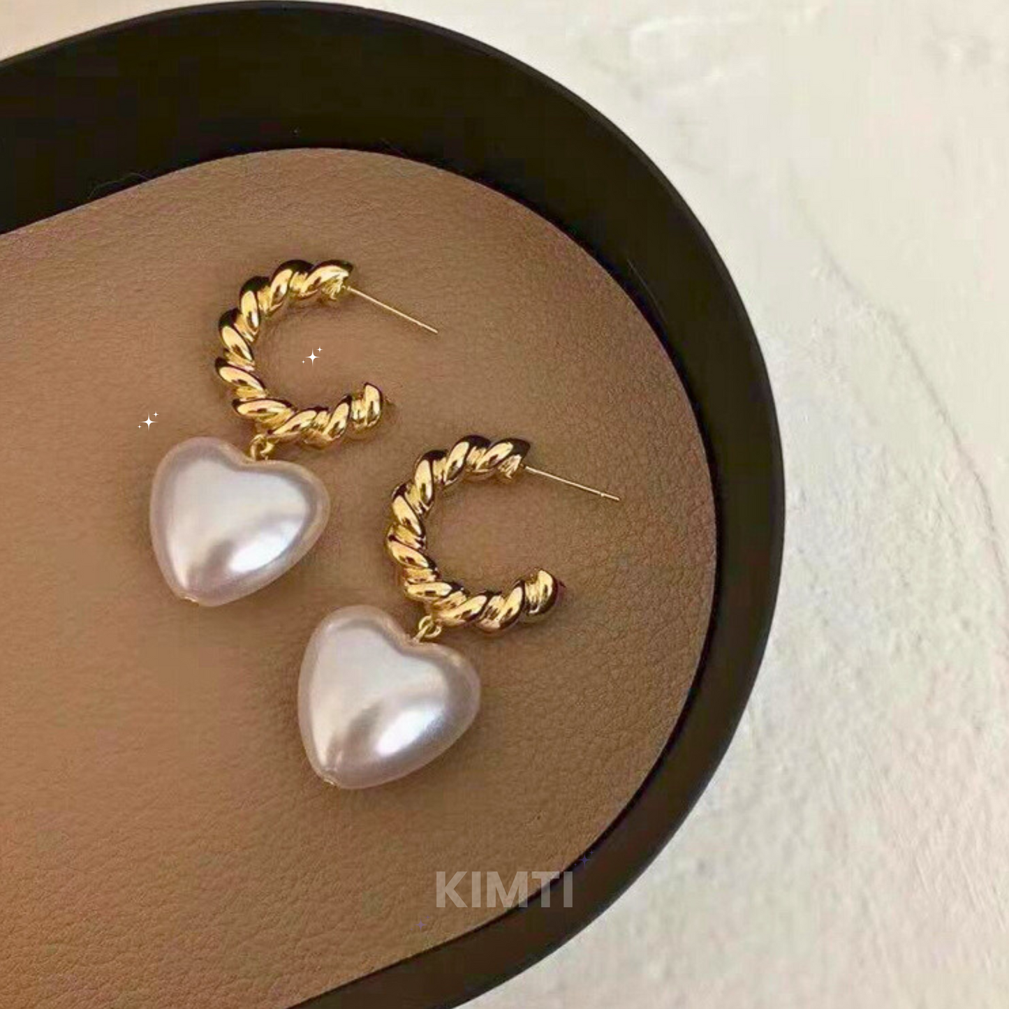 White Pearl Eardrop Earring
