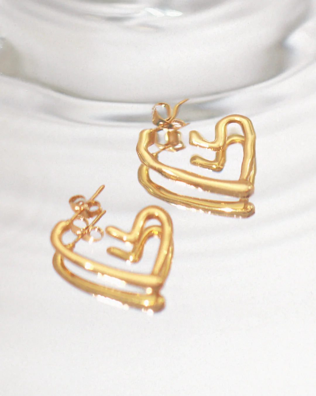 Amorelle 18 K Gold Plated Open Heart Hoops
