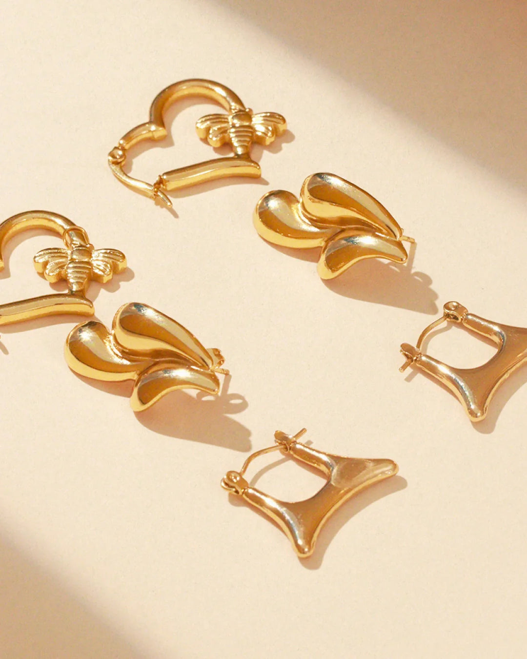 Bélaire 18K Gold Plated Heart Hoops