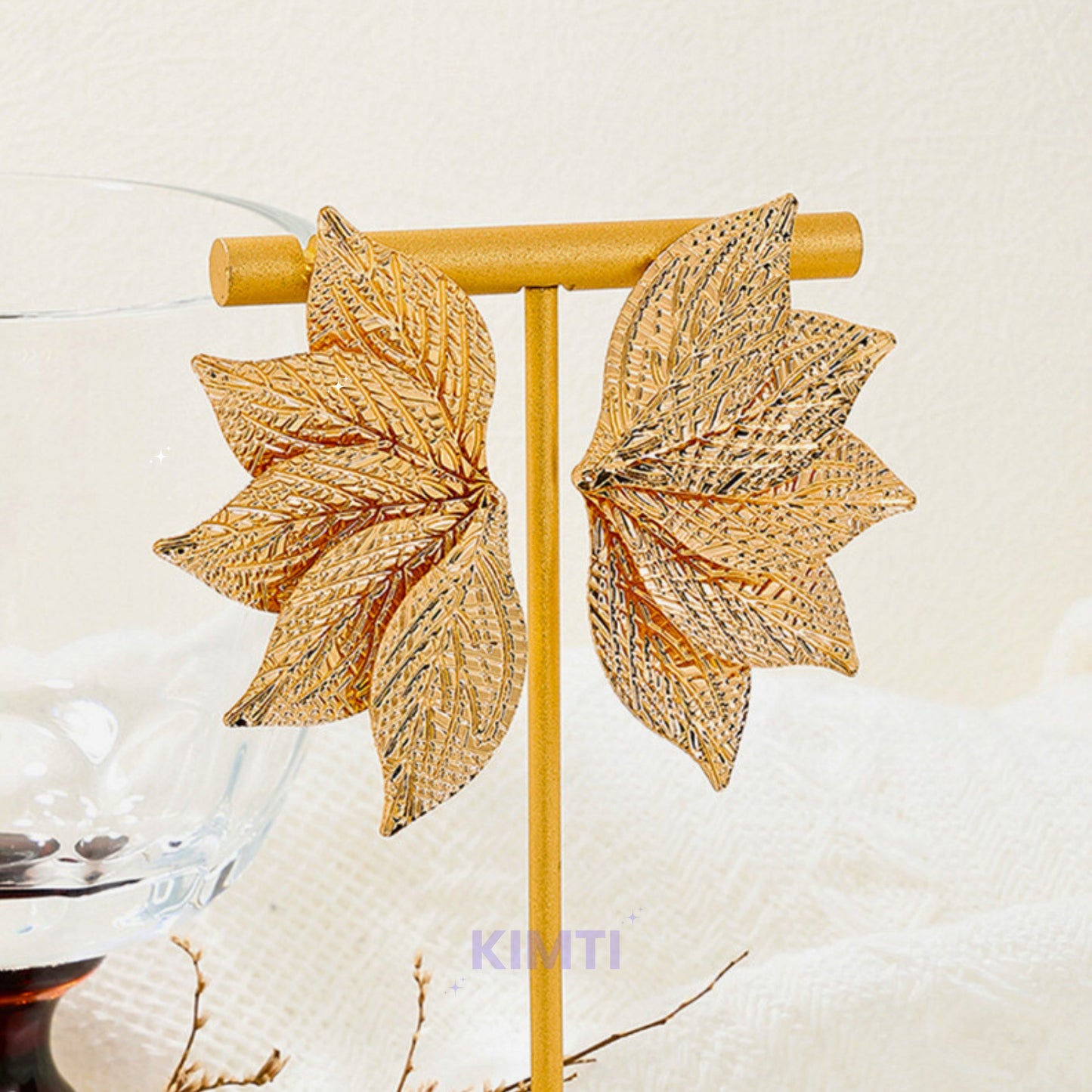 Leaf Charm Golden Earring