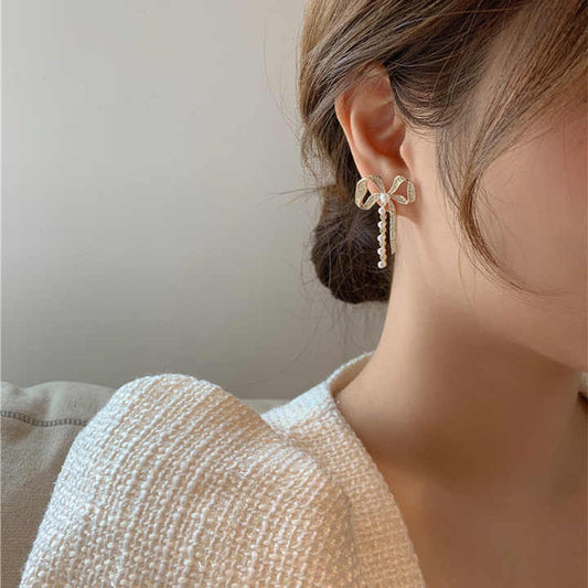 Golden Bow Pearl Drop Earring