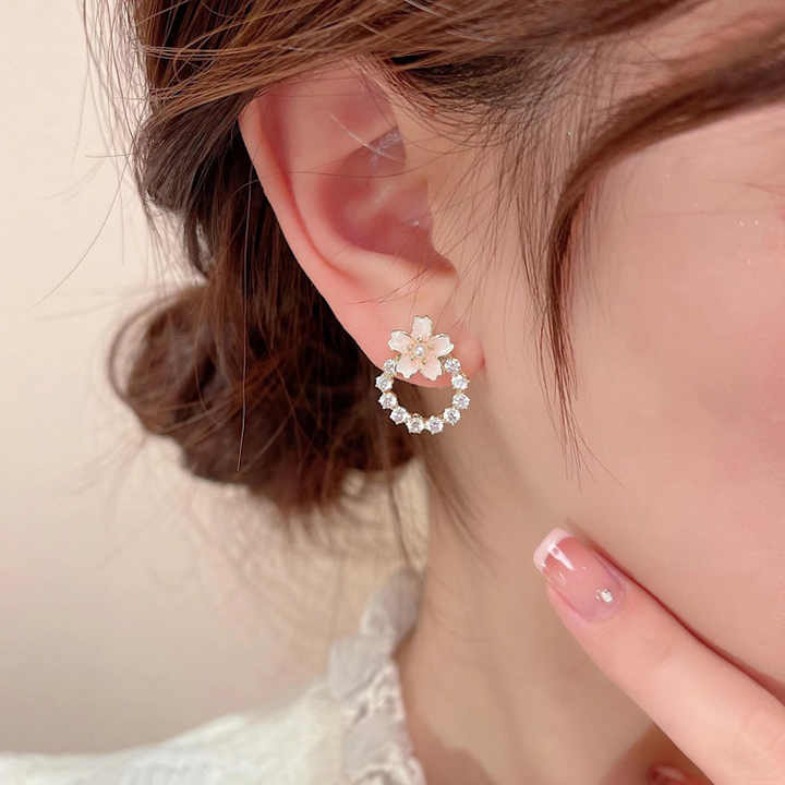 Starry Silhouettes Flower Stud Earring — Buy Any 5 for Rs. 599