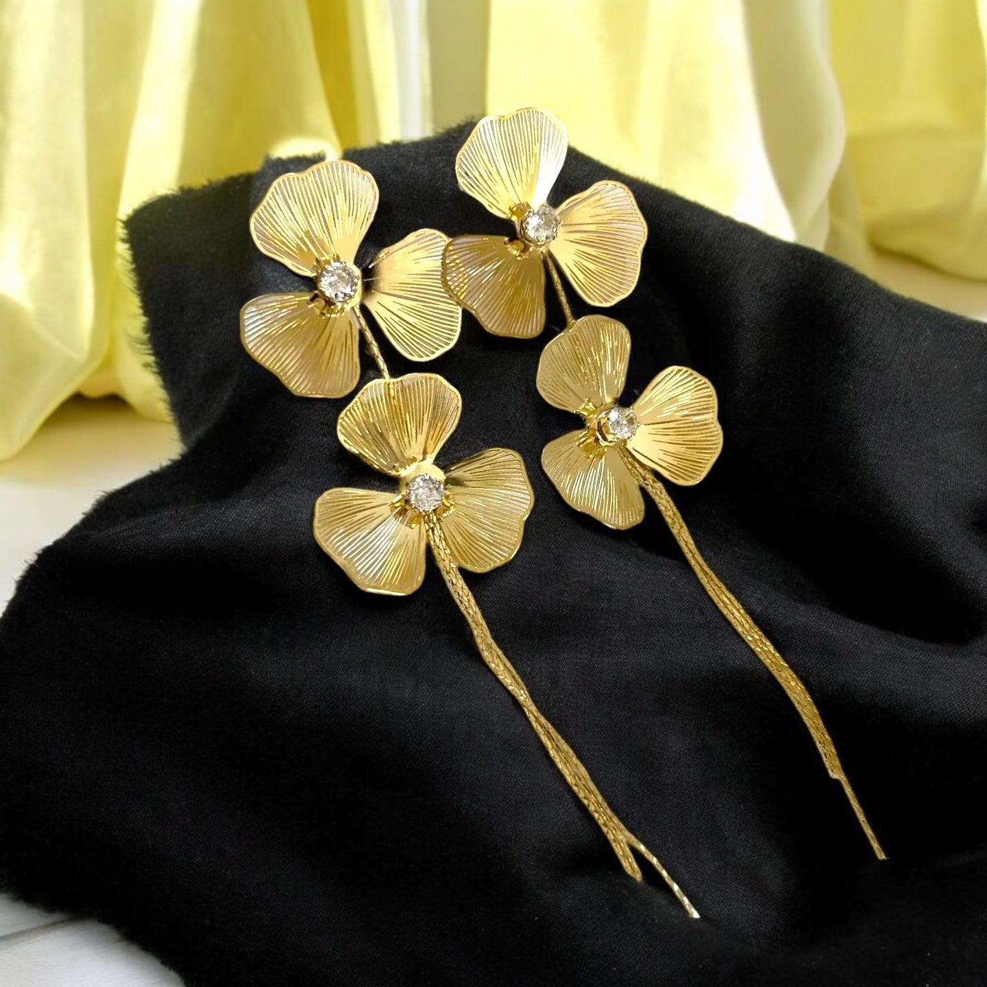 Zara Dupe Gold Bling Dangler Earring