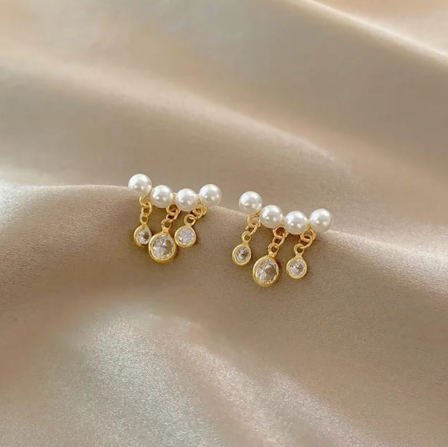 Pearl Stud Earring