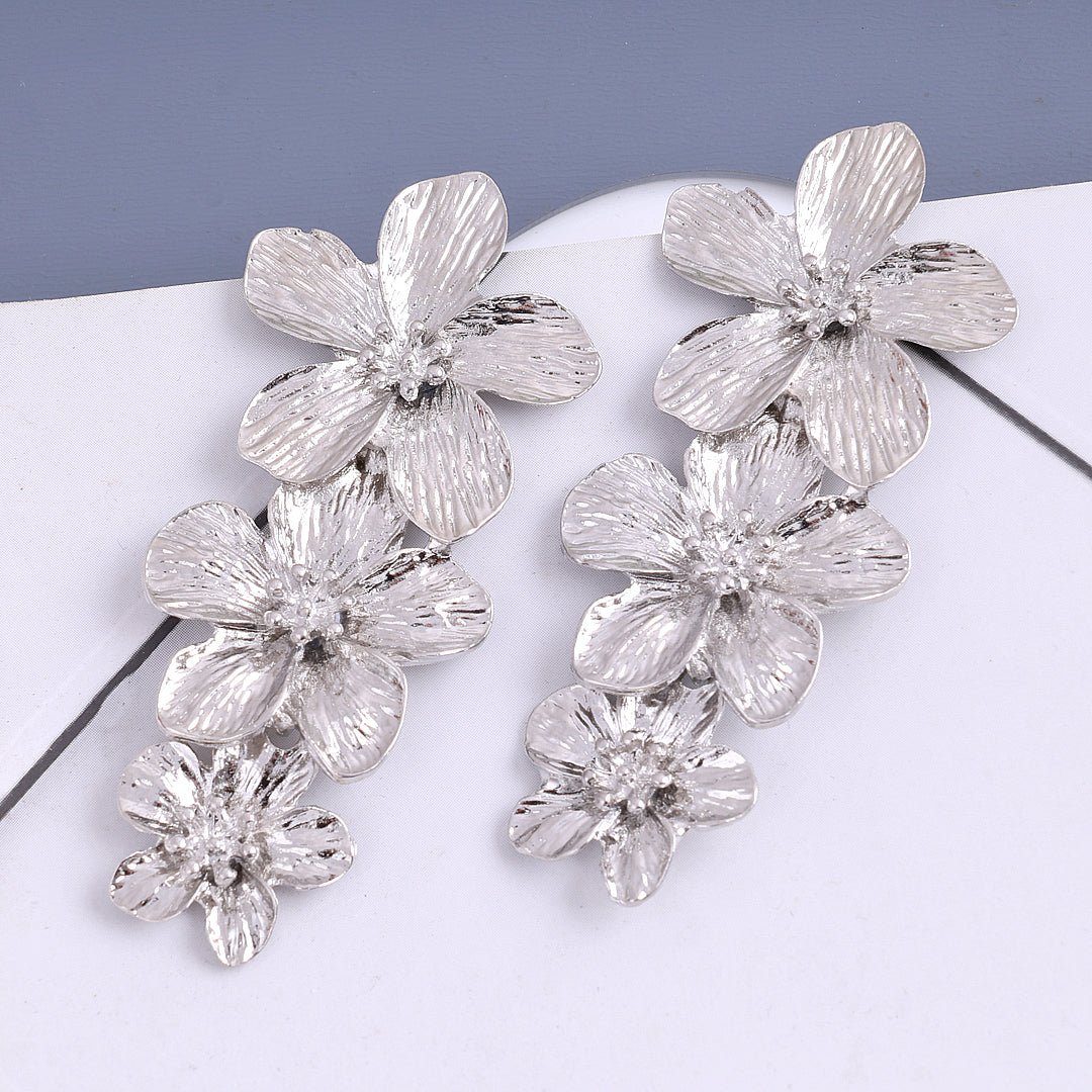 Silver Triple Flower Dangler Earring