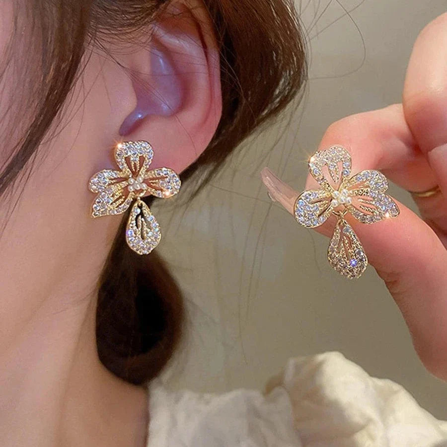 Elegant Silver Drop Earring