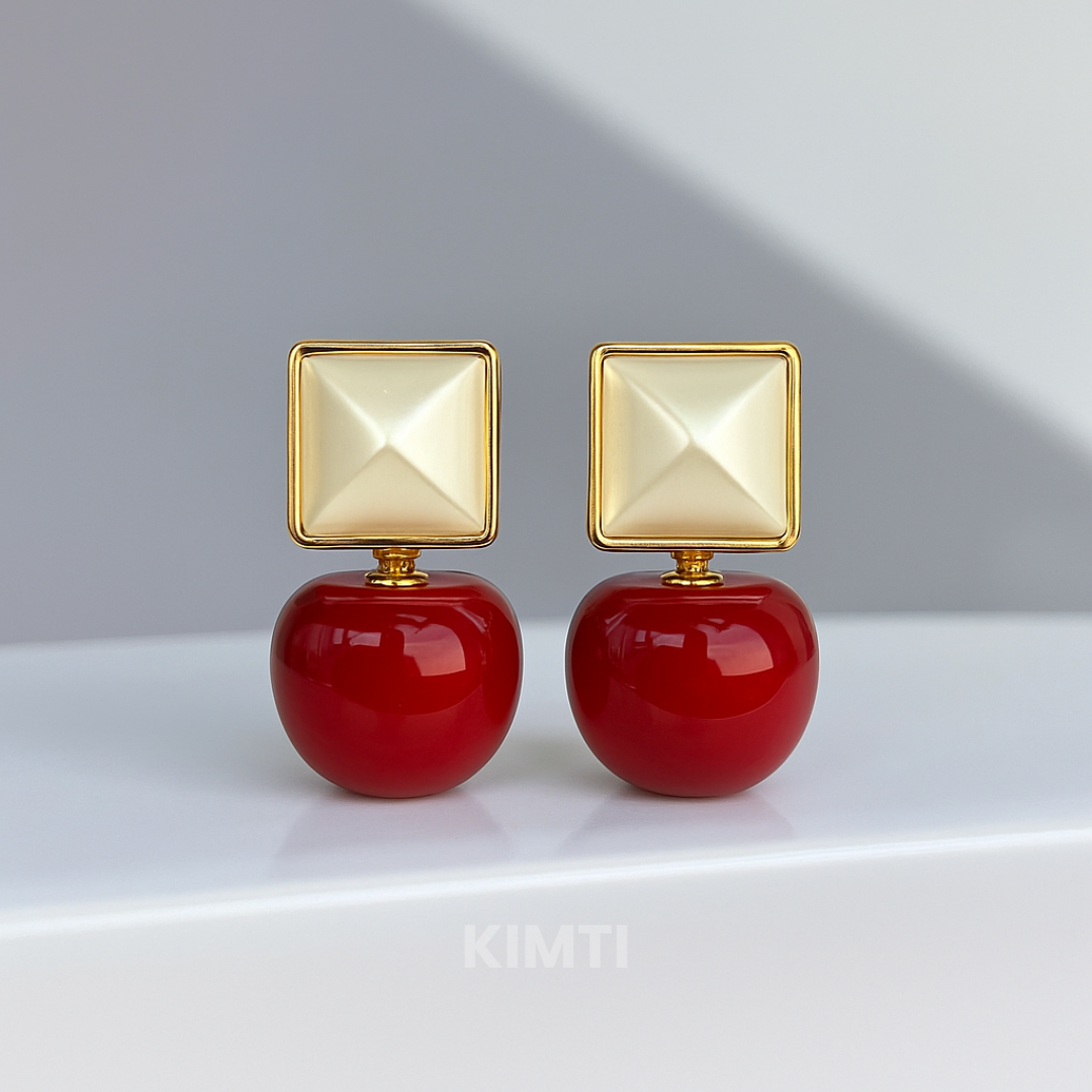 Red Square Cherry