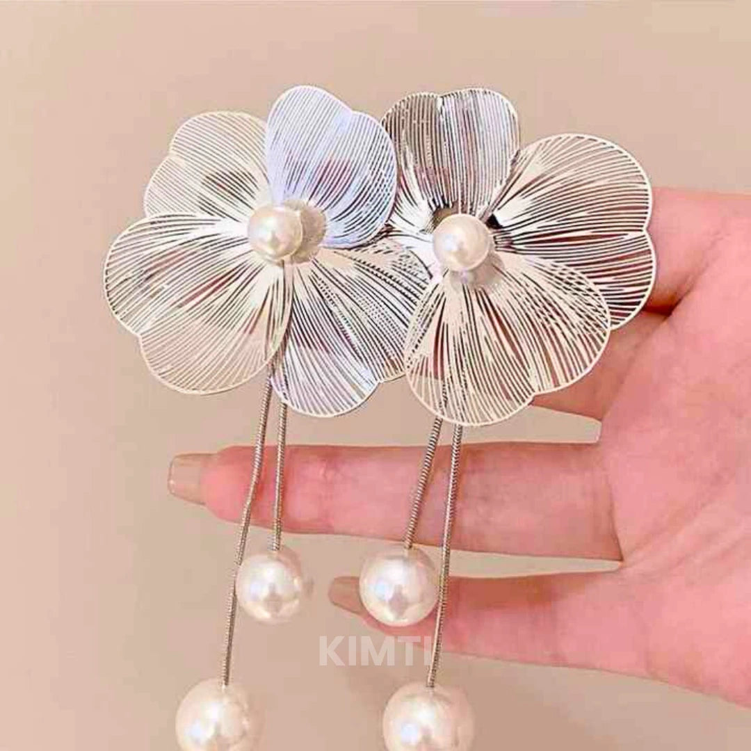 Moonlit Glow Dangler Earring