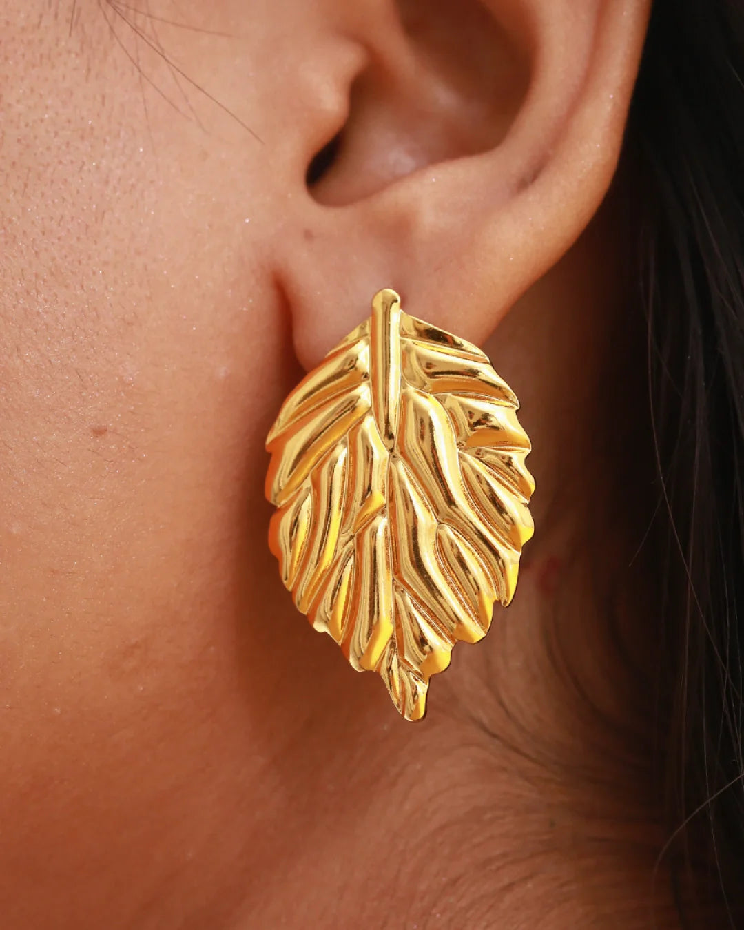 Laurisse 18K Gold Plated Sculpted Studs