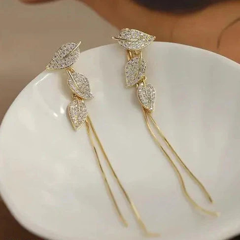 Chic Corporate Manager Dangler Earring